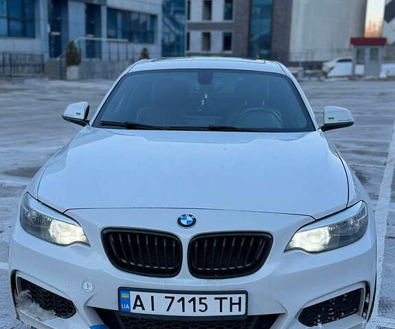 Білий БМВ 2 Серія, об'ємом двигуна 2 л та пробігом 175 тис. км за 14000 $, фото 1 на Automoto.ua