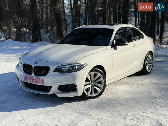 Белый БМВ 2 Серия, объемом двигателя 2 л и пробегом 83 тыс. км за 17200 $, фото 1 на Automoto.ua