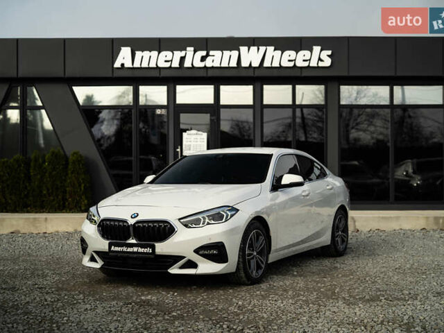 Белый БМВ 2 Серия, объемом двигателя 2 л и пробегом 41 тыс. км за 24900 $, фото 1 на Automoto.ua