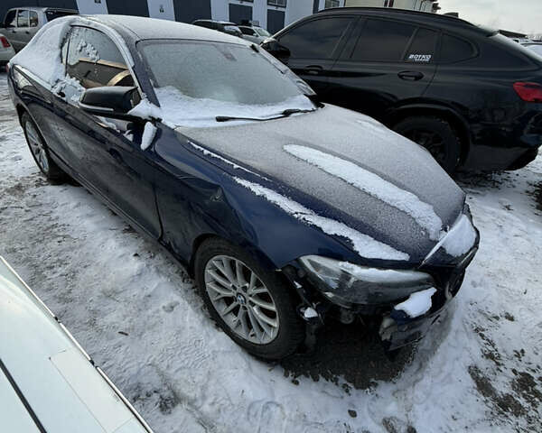 Синій БМВ 2 Серія, об'ємом двигуна 2 л та пробігом 195 тис. км за 6500 $, фото 1 на Automoto.ua