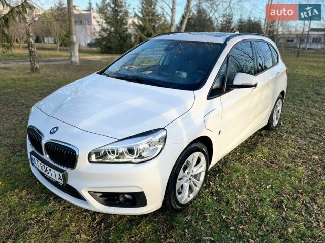 Белый БМВ 2 Series Active Tourer, объемом двигателя 1.5 л и пробегом 188 тыс. км за 15400 $, фото 1 на Automoto.ua