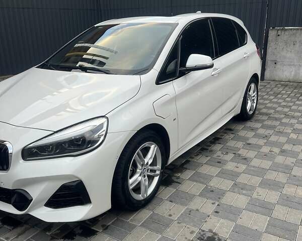 БМВ 2 Series Active Tourer 2019 в Хмельницком на Automoto.ua Белый БМВ 2 Series Active Tourer, объемом двигателя 1.5 л и пробегом 80 тыс. км за 23800 $, фото 1 на Automoto.ua
