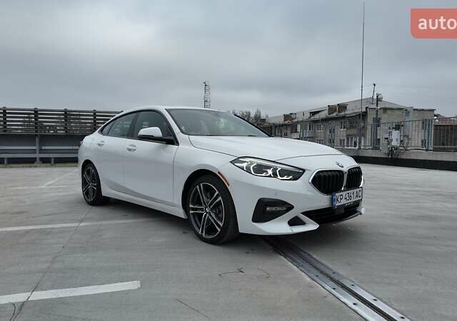 Белый БМВ 2 Series Gran Coupe, объемом двигателя 2 л и пробегом 56 тыс. км за 24900 $, фото 1 на Automoto.ua