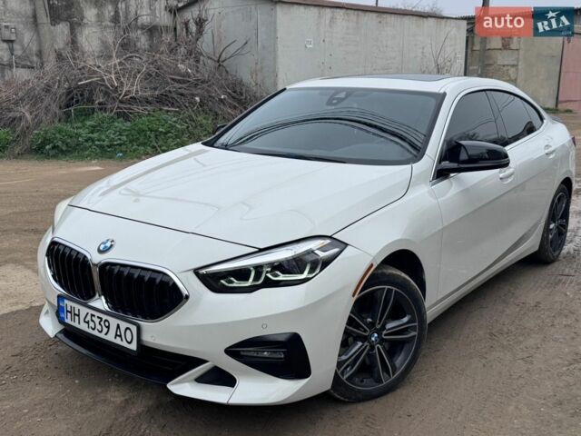 Белый БМВ 2 Series Gran Coupe, объемом двигателя 2 л и пробегом 137 тыс. км за 19000 $, фото 1 на Automoto.ua