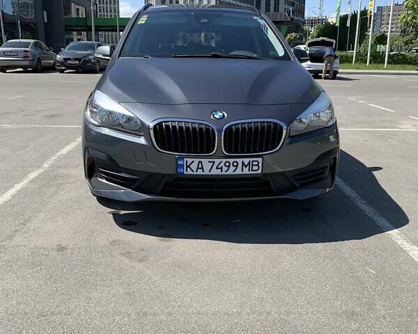 Серый БМВ 2 Series Gran Tourer, объемом двигателя 1.5 л и пробегом 195 тыс. км за 14000 $, фото 1 на Automoto.ua