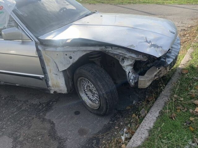 Сірий БМВ 2 Series Gran Tourer, об'ємом двигуна 2.5 л та пробігом 300 тис. км за 550 $, фото 1 на Automoto.ua