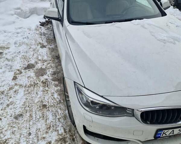 Белый БМВ 3 Серия ГТ, объемом двигателя 2.98 л и пробегом 198 тыс. км за 15800 $, фото 1 на Automoto.ua