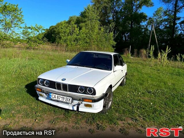 Белый БМВ 3 Серия, объемом двигателя 1.8 л и пробегом 0 тыс. км за 2200 $, фото 1 на Automoto.ua