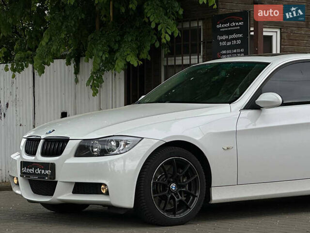 Білий БМВ 3 Серія, об'ємом двигуна 3 л та пробігом 181 тис. км за 10999 $, фото 1 на Automoto.ua