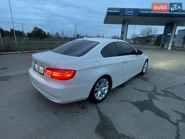 Белый БМВ 3 Серия, объемом двигателя 3 л и пробегом 135 тыс. км за 9500 $, фото 1 на Automoto.ua