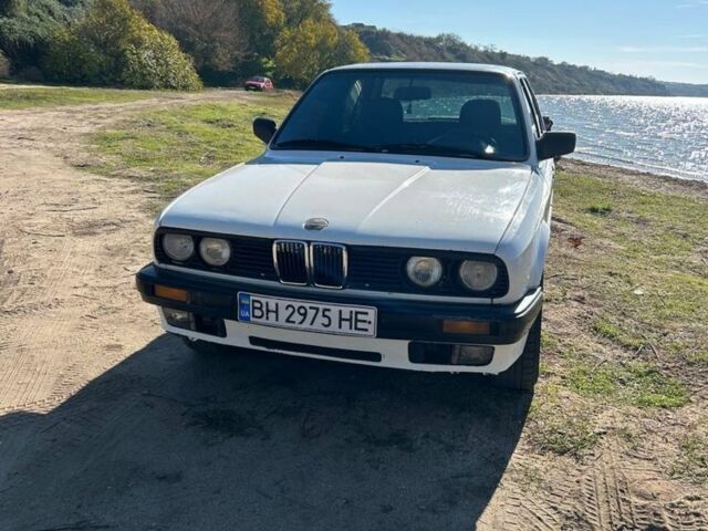 Білий БМВ 3 Серія, об'ємом двигуна 1.8 л та пробігом 172 тис. км за 1300 $, фото 1 на Automoto.ua