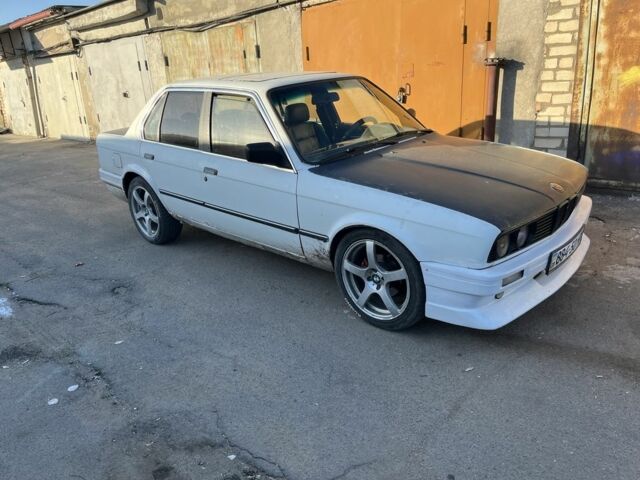 Белый БМВ 3 Серия, объемом двигателя 2.5 л и пробегом 3 тыс. км за 1300 $, фото 1 на Automoto.ua