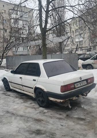 Белый БМВ 3 Серия, объемом двигателя 1.6 л и пробегом 100 тыс. км за 750 $, фото 1 на Automoto.ua