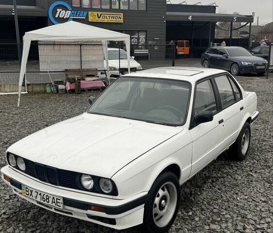 Белый БМВ 3 Серия, объемом двигателя 1.8 л и пробегом 100 тыс. км за 1500 $, фото 1 на Automoto.ua