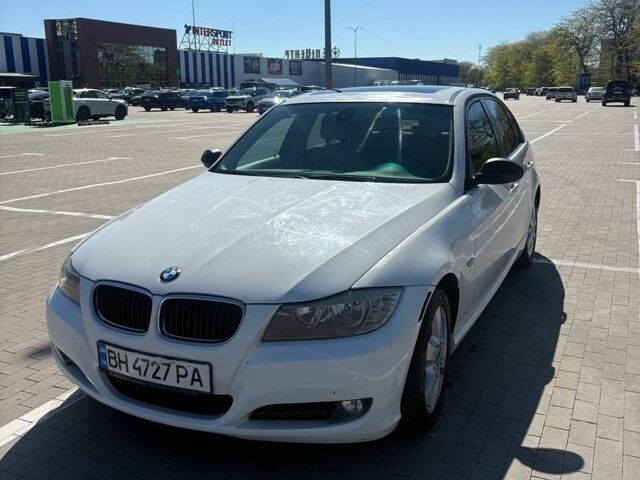 Белый БМВ 3 Серия, объемом двигателя 2.49 л и пробегом 333 тыс. км за 6800 $, фото 1 на Automoto.ua