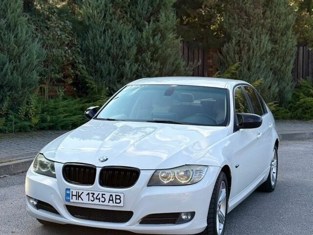 Белый БМВ 3 Серия, объемом двигателя 2 л и пробегом 288 тыс. км за 8999 $, фото 1 на Automoto.ua