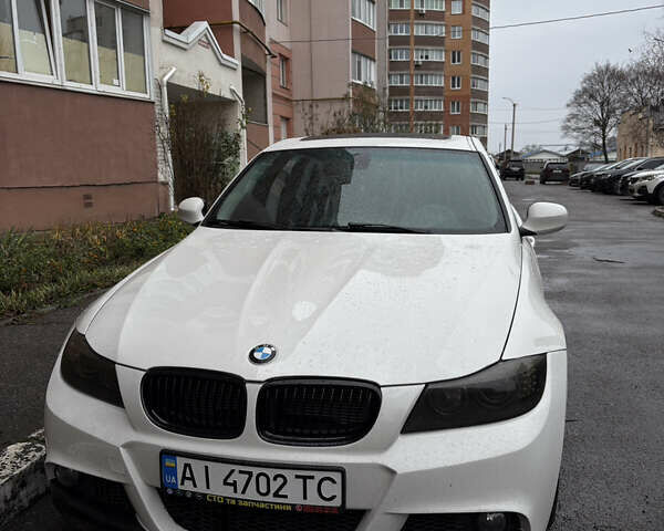Белый БМВ 3 Серия, объемом двигателя 2.99 л и пробегом 311 тыс. км за 15000 $, фото 1 на Automoto.ua