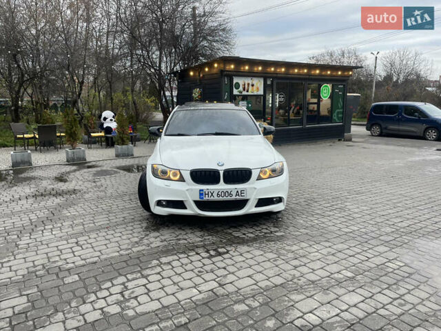 Білий БМВ 3 Серія, об'ємом двигуна 2 л та пробігом 229 тис. км за 11800 $, фото 1 на Automoto.ua