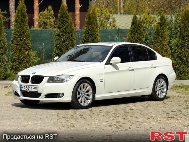 Білий БМВ 3 Серія, об'ємом двигуна 3 л та пробігом 217 тис. км за 8500 $, фото 1 на Automoto.ua