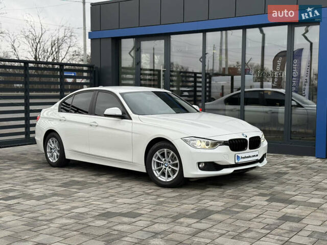 Белый БМВ 3 Серия, объемом двигателя 2 л и пробегом 25 тыс. км за 17000 $, фото 1 на Automoto.ua