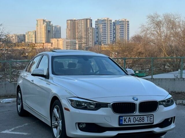 Білий БМВ 3 Серія, об'ємом двигуна 2 л та пробігом 192 тис. км за 12800 $, фото 1 на Automoto.ua