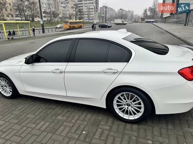 Белый БМВ 3 Серия, объемом двигателя 2 л и пробегом 74 тыс. км за 17000 $, фото 1 на Automoto.ua