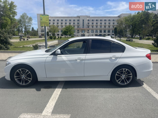 Белый БМВ 3 Серия, объемом двигателя 2 л и пробегом 115 тыс. км за 16300 $, фото 1 на Automoto.ua