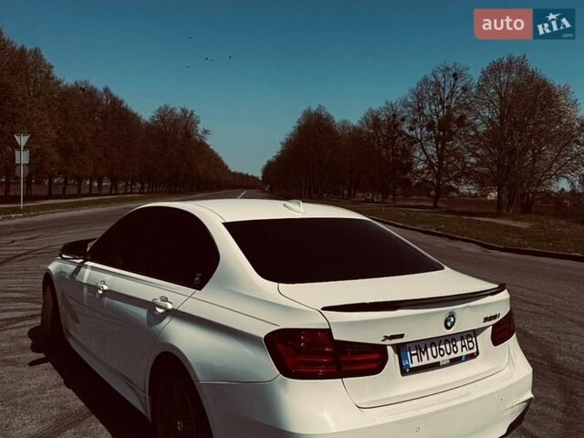 Белый БМВ 3 Серия, объемом двигателя 2 л и пробегом 290 тыс. км за 11500 $, фото 1 на Automoto.ua