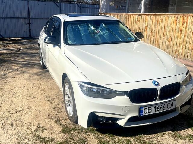 Білий БМВ 3 Серія, об'ємом двигуна 2 л та пробігом 230 тис. км за 11500 $, фото 1 на Automoto.ua