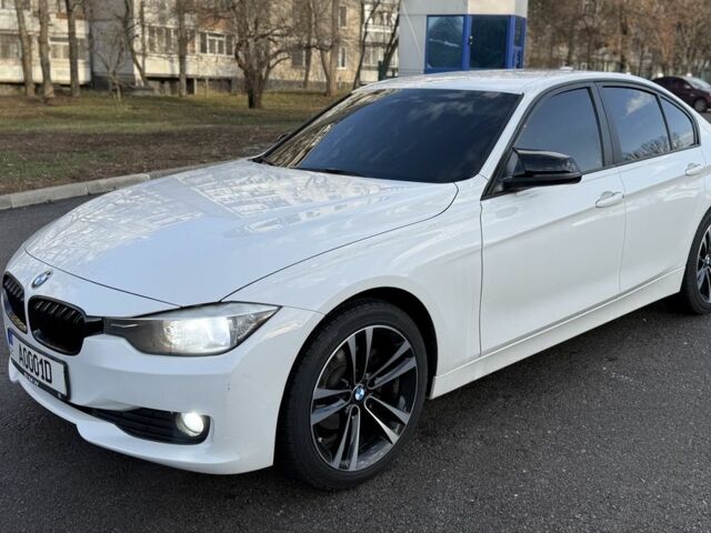 Білий БМВ 3 Серія, об'ємом двигуна 2 л та пробігом 227 тис. км за 10500 $, фото 1 на Automoto.ua