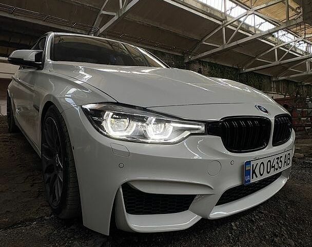 Белый БМВ 3 Серия, объемом двигателя 2.98 л и пробегом 283 тыс. км за 16400 $, фото 1 на Automoto.ua