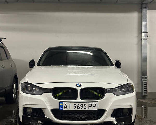 Белый БМВ 3 Серия, объемом двигателя 2 л и пробегом 266 тыс. км за 11500 $, фото 1 на Automoto.ua
