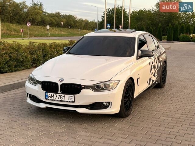 Белый БМВ 3 Серия, объемом двигателя 2 л и пробегом 164 тыс. км за 12500 $, фото 1 на Automoto.ua