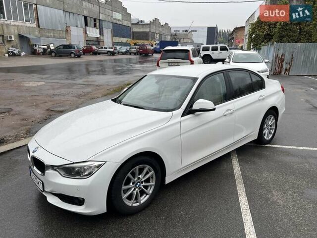 Белый БМВ 3 Серия, объемом двигателя 1.59 л и пробегом 238 тыс. км за 11700 $, фото 1 на Automoto.ua