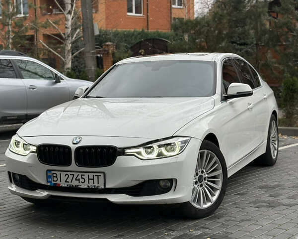 Белый БМВ 3 Серия, объемом двигателя 2 л и пробегом 286 тыс. км за 10400 $, фото 1 на Automoto.ua