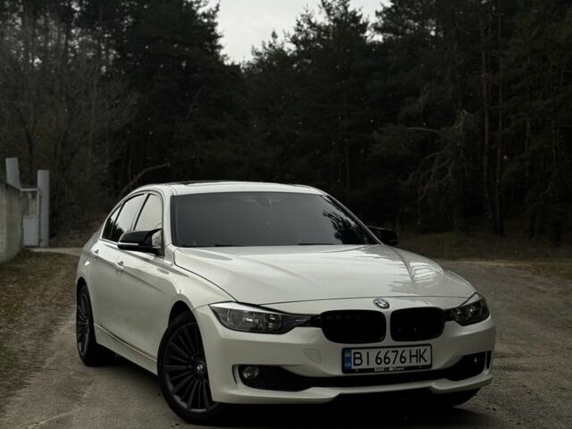 Белый БМВ 3 Серия, объемом двигателя 2 л и пробегом 210 тыс. км за 10700 $, фото 1 на Automoto.ua