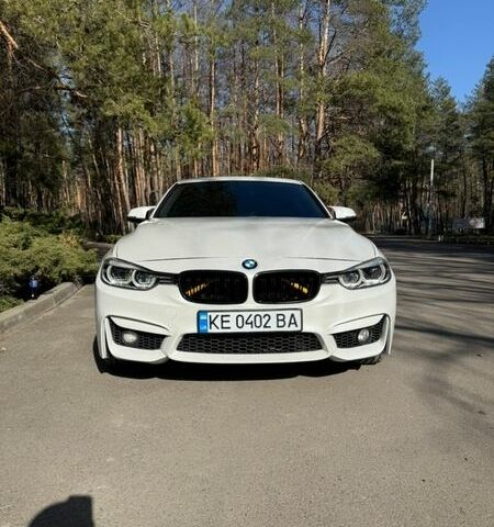 Белый БМВ 3 Серия, объемом двигателя 2 л и пробегом 205 тыс. км за 13000 $, фото 1 на Automoto.ua