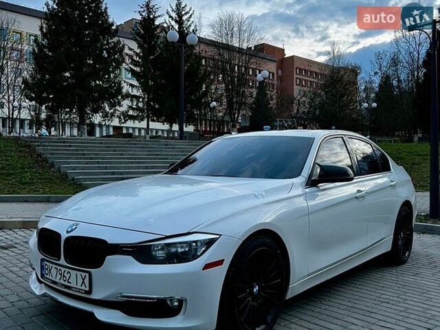 Белый БМВ 3 Серия, объемом двигателя 2 л и пробегом 190 тыс. км за 12300 $, фото 1 на Automoto.ua