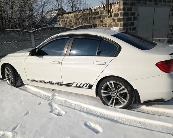 Білий БМВ 3 Серія, об'ємом двигуна 2 л та пробігом 206 тис. км за 12000 $, фото 1 на Automoto.ua