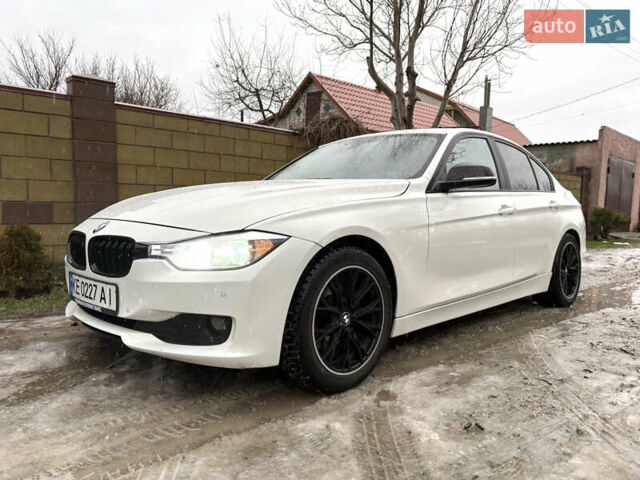 Білий БМВ 3 Серія, об'ємом двигуна 2 л та пробігом 140 тис. км за 13000 $, фото 1 на Automoto.ua
