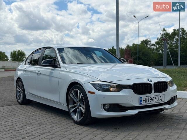 Белый БМВ 3 Серия, объемом двигателя 2 л и пробегом 153 тыс. км за 12900 $, фото 1 на Automoto.ua