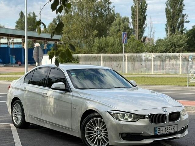 Білий БМВ 3 Серія, об'ємом двигуна 2 л та пробігом 240 тис. км за 13500 $, фото 1 на Automoto.ua
