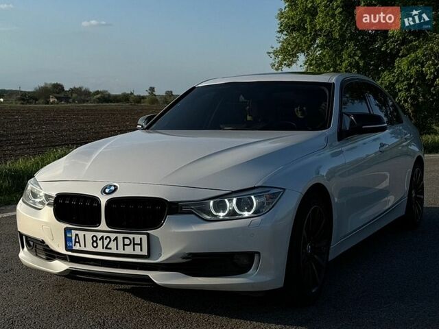 Белый БМВ 3 Серия, объемом двигателя 2 л и пробегом 235 тыс. км за 13950 $, фото 1 на Automoto.ua