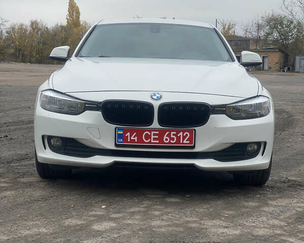 БМВ 3 Серия 2013 в Пирятине на Automoto.ua Белый БМВ 3 Серия, объемом двигателя 2 л и пробегом 203 тыс. км за 11500 $, фото 1 на Automoto.ua