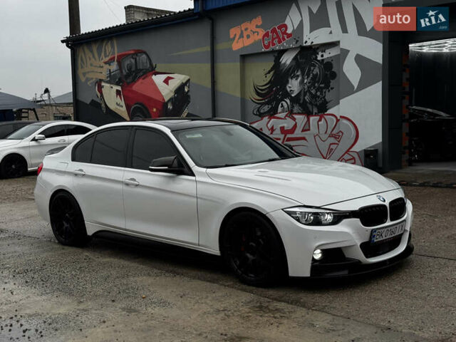 Білий БМВ 3 Серія, об'ємом двигуна 3 л та пробігом 186 тис. км за 18500 $, фото 1 на Automoto.ua