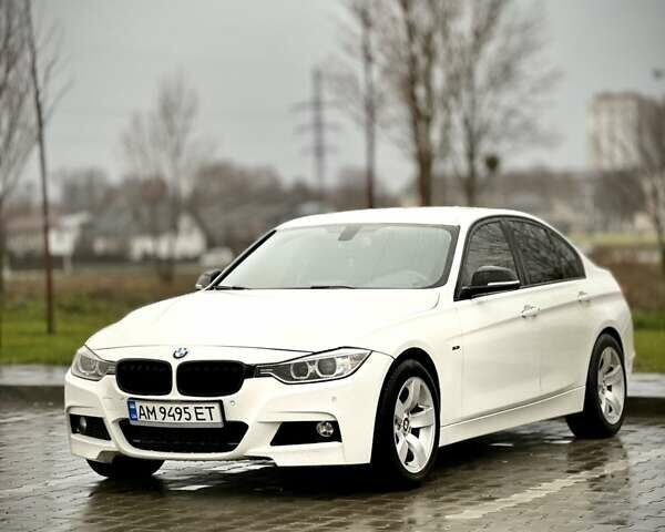 Белый БМВ 3 Серия, объемом двигателя 2 л и пробегом 330 тыс. км за 12500 $, фото 1 на Automoto.ua