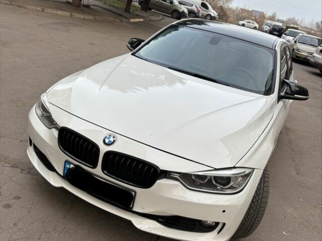 Білий БМВ 3 Серія, об'ємом двигуна 2 л та пробігом 350 тис. км за 12500 $, фото 1 на Automoto.ua