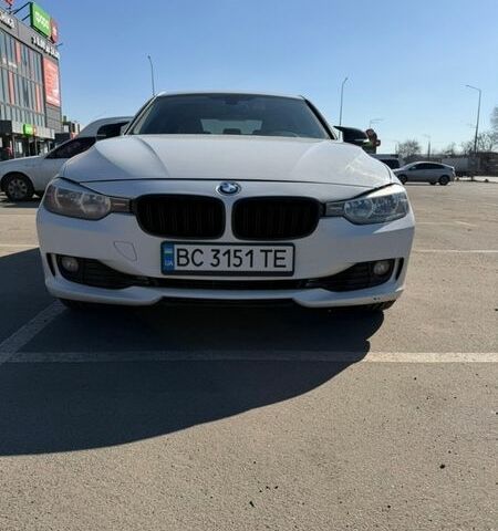Білий БМВ 3 Серія, об'ємом двигуна 2 л та пробігом 137 тис. км за 10300 $, фото 1 на Automoto.ua