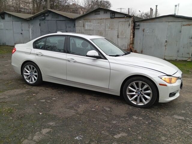 Білий БМВ 3 Серія, об'ємом двигуна 2 л та пробігом 250 тис. км за 7900 $, фото 1 на Automoto.ua