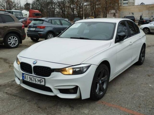 Белый БМВ 3 Серия, объемом двигателя 2 л и пробегом 190 тыс. км за 11000 $, фото 1 на Automoto.ua